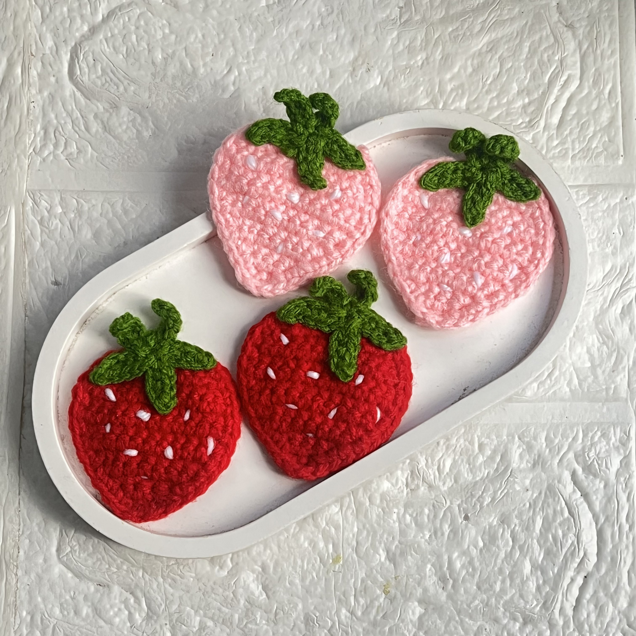 Berry Blush Strawberry Clips