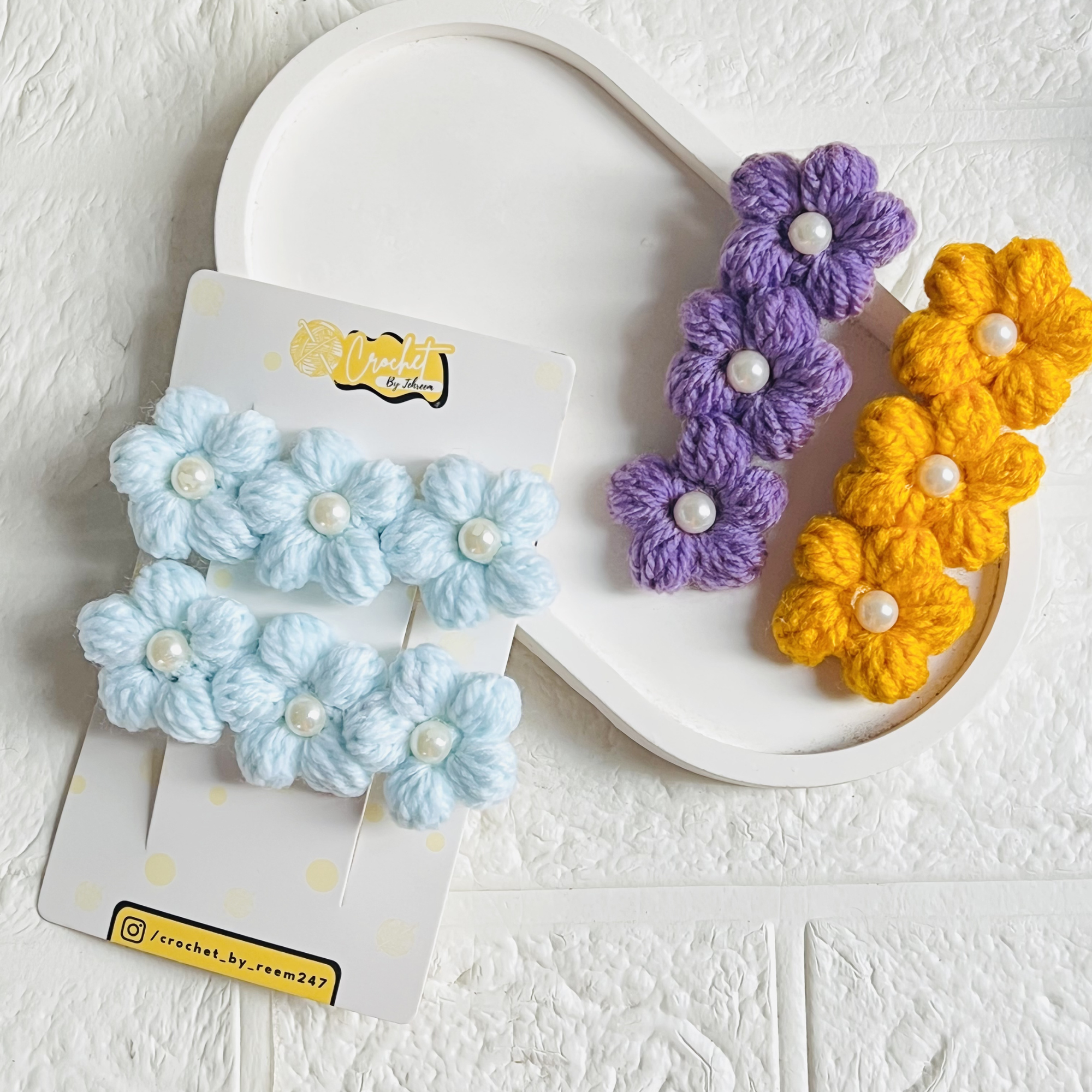 The Puff Flower Clips