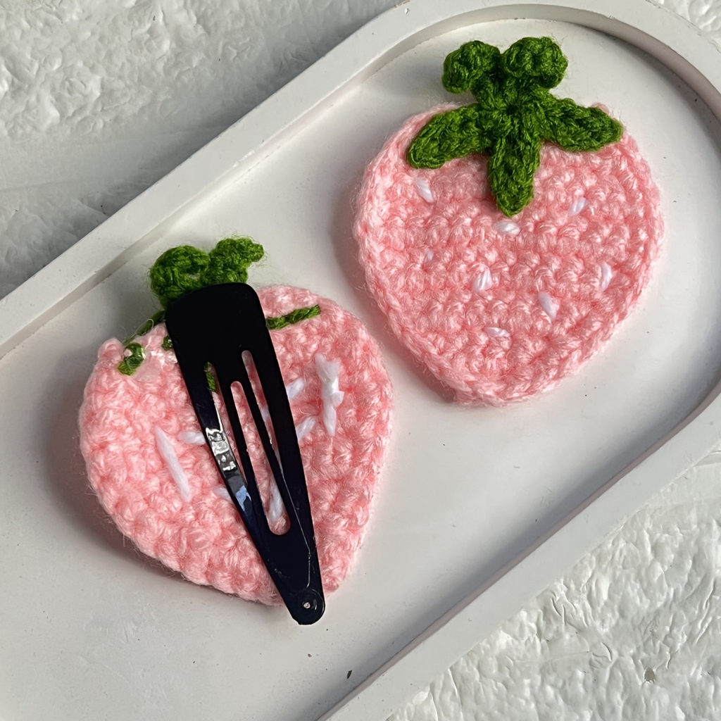 Berry Blush Strawberry Clips