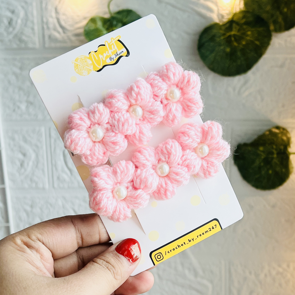 The Puff Flower Clips