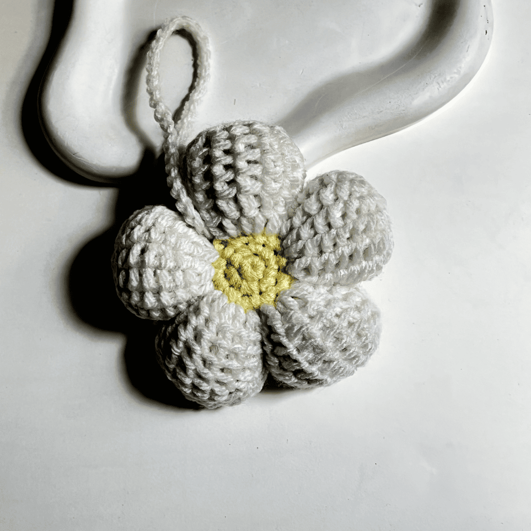 Tunisian Daisy Bag Charms