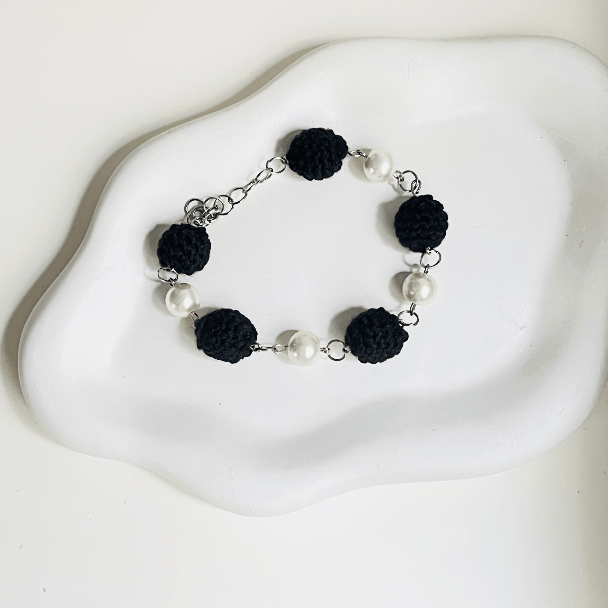 The Midnight Pearl Gala Bracelet