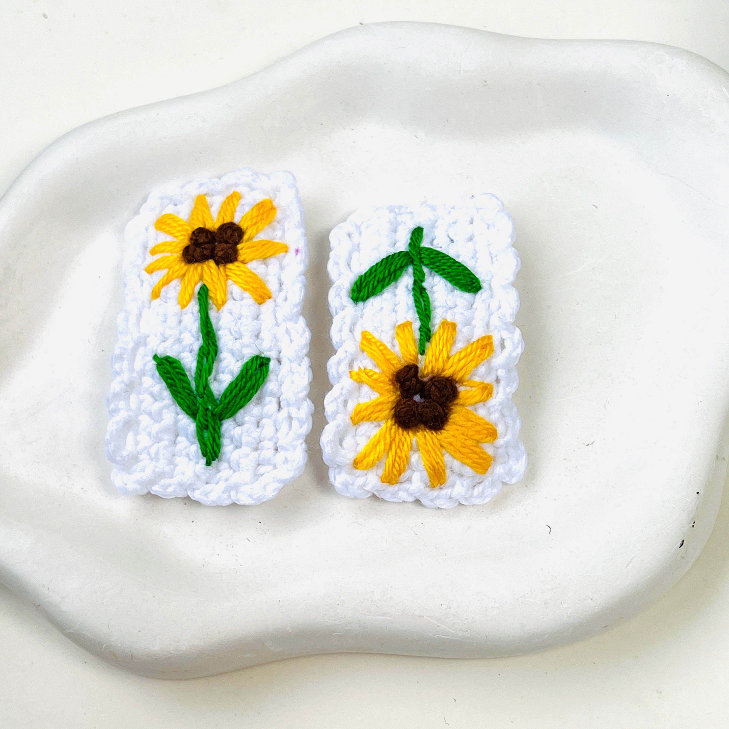 Hand Embroidred Sun Flower Clips