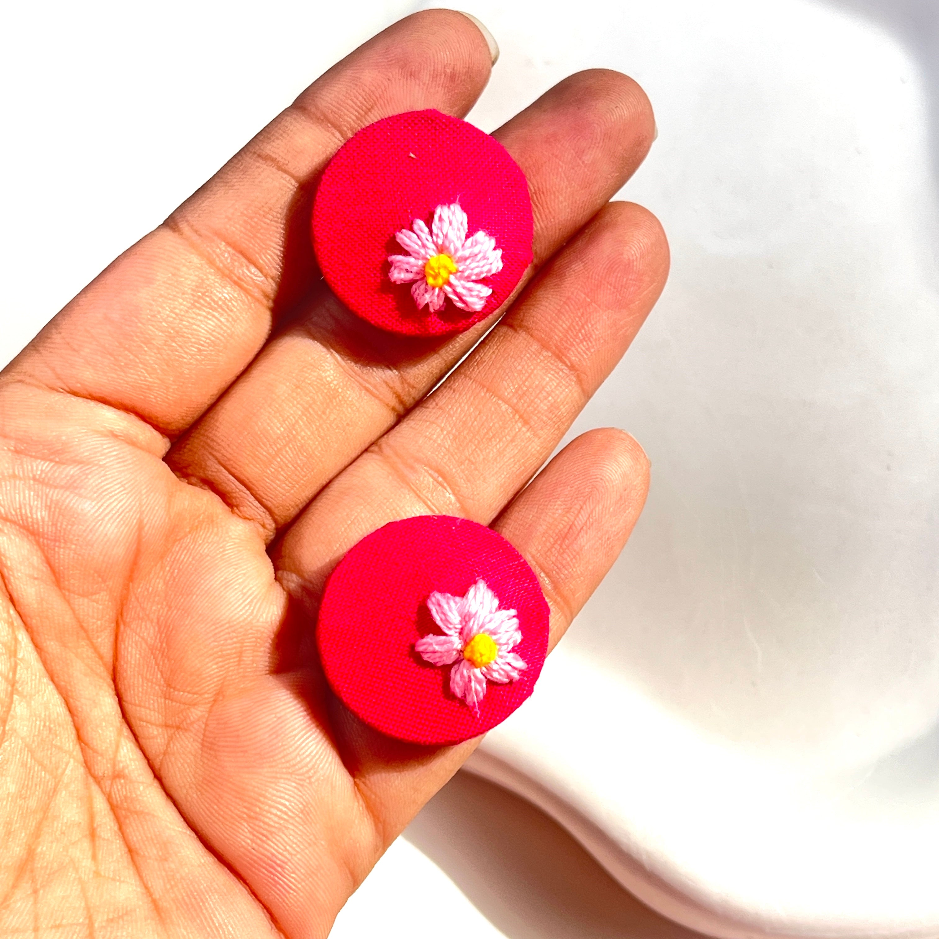 Daisy Embroidery Studs