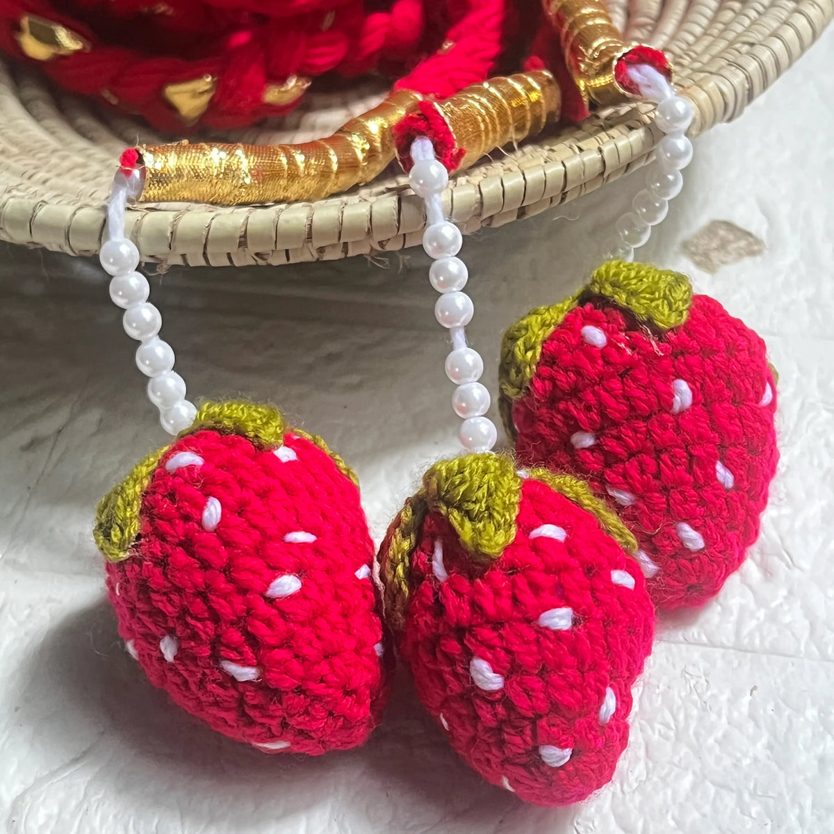 Crochet Strawberry Paranda