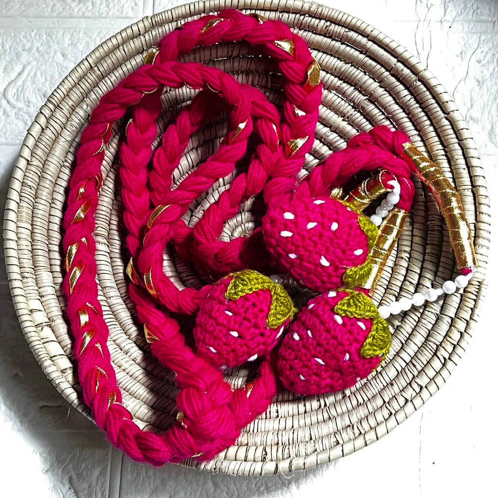 Crochet Strawberry Paranda
