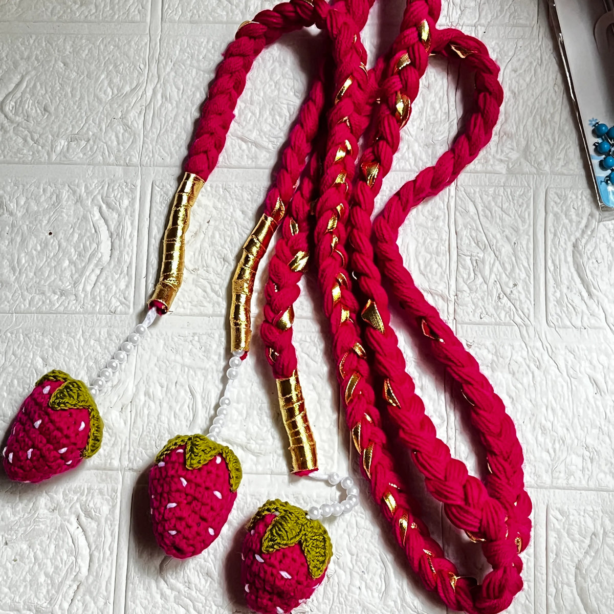 Crochet Strawberry Paranda