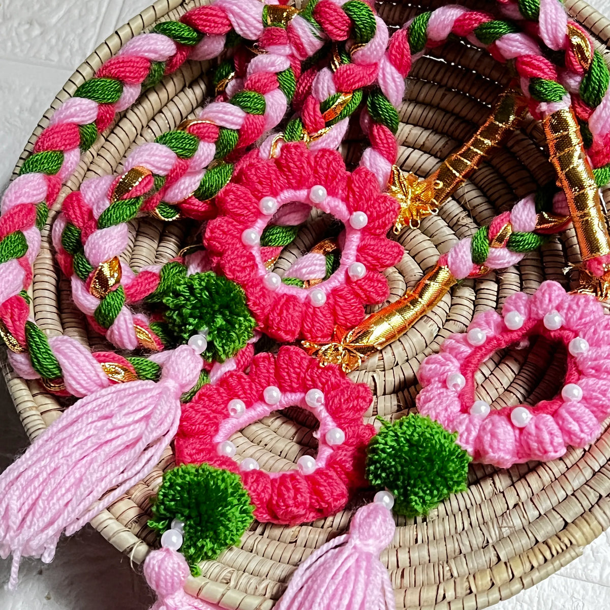Pearl Bloom Crochet Paranda