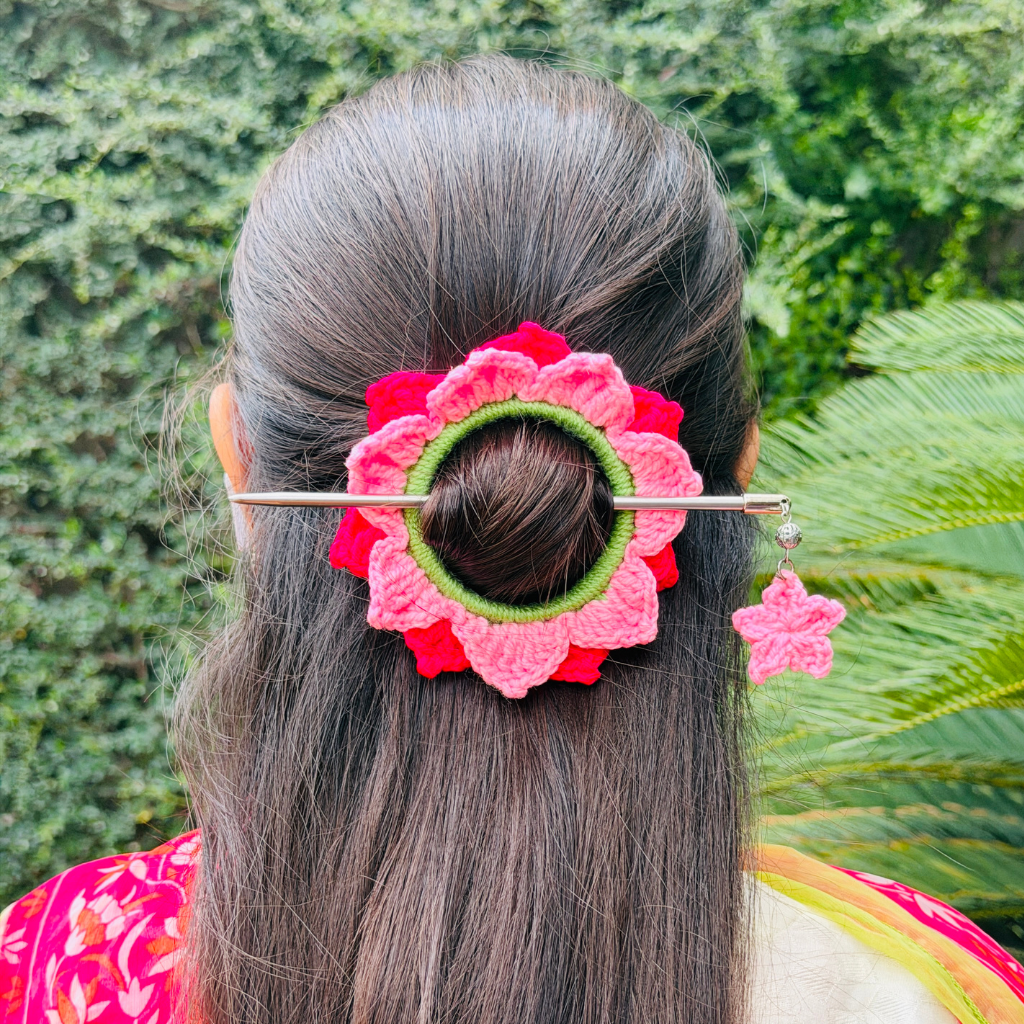 Lotus Bun Stick