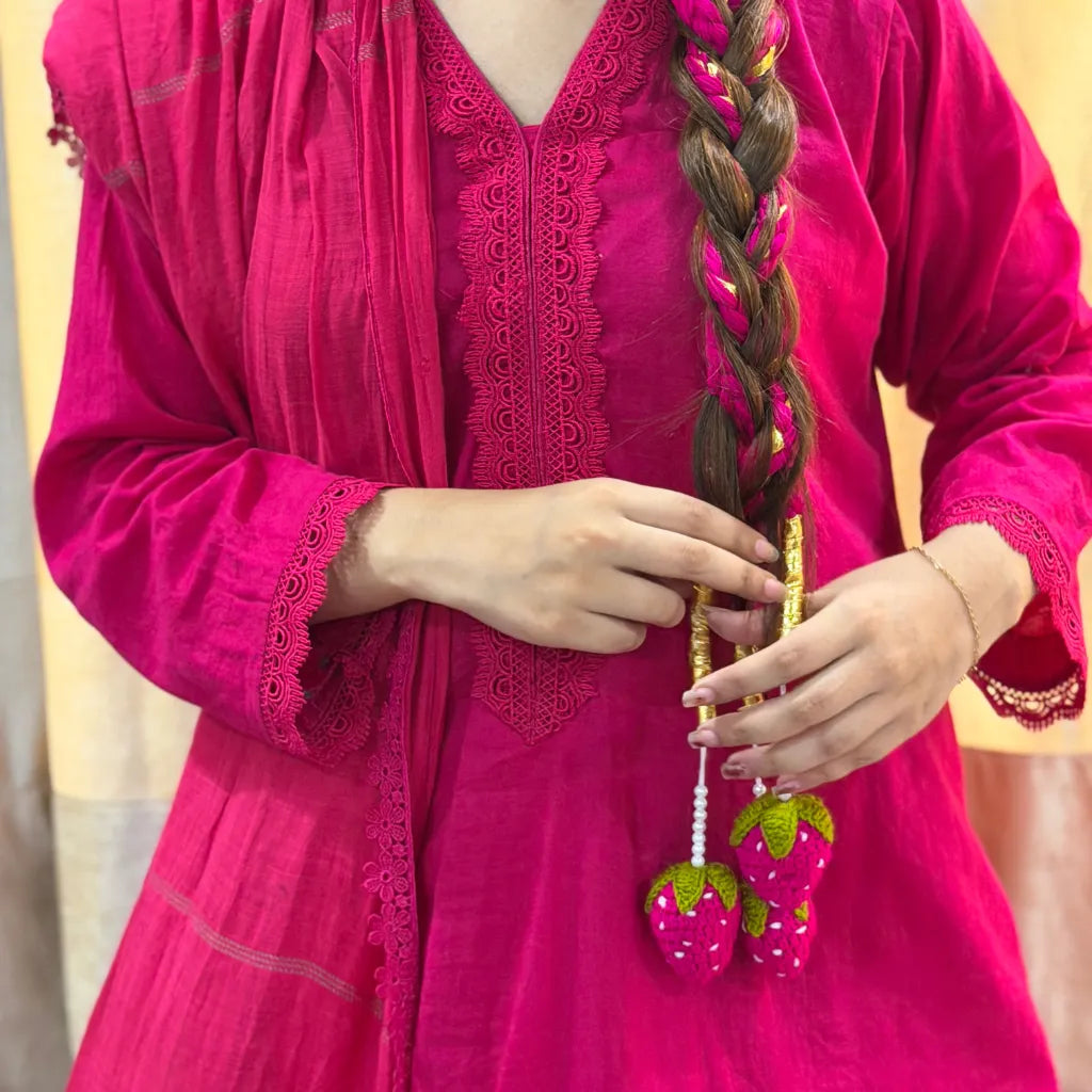 Crochet Strawberry Paranda