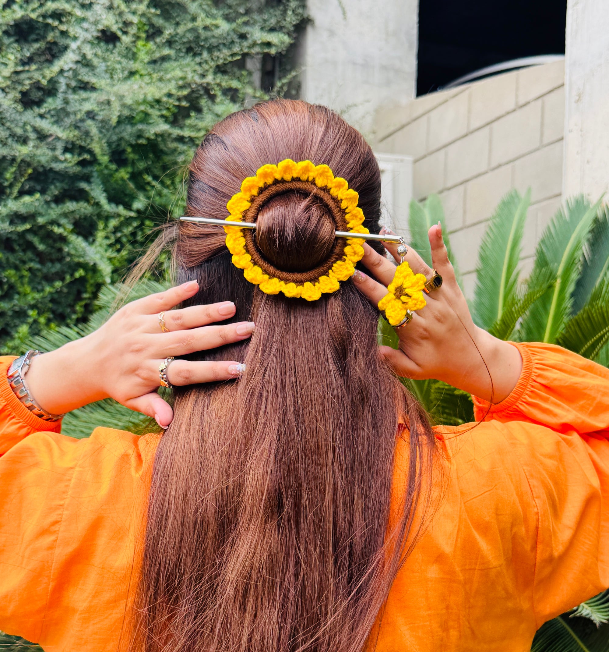 Viral Sun Flower Bun Stick